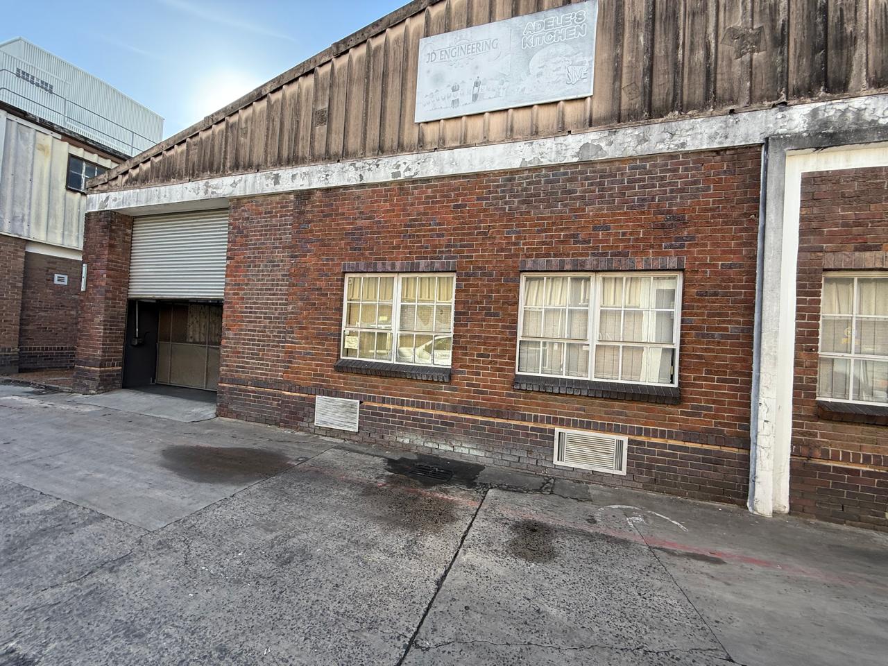 MEGA PARK | WAREHOUSE TO RENT | BELLVILLE SOUTH INDUSTRIAL | 327m²
