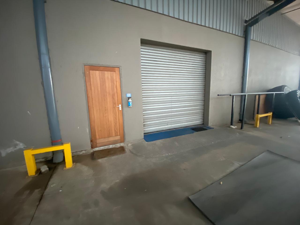 Neat industrial unit to let in Bartlett