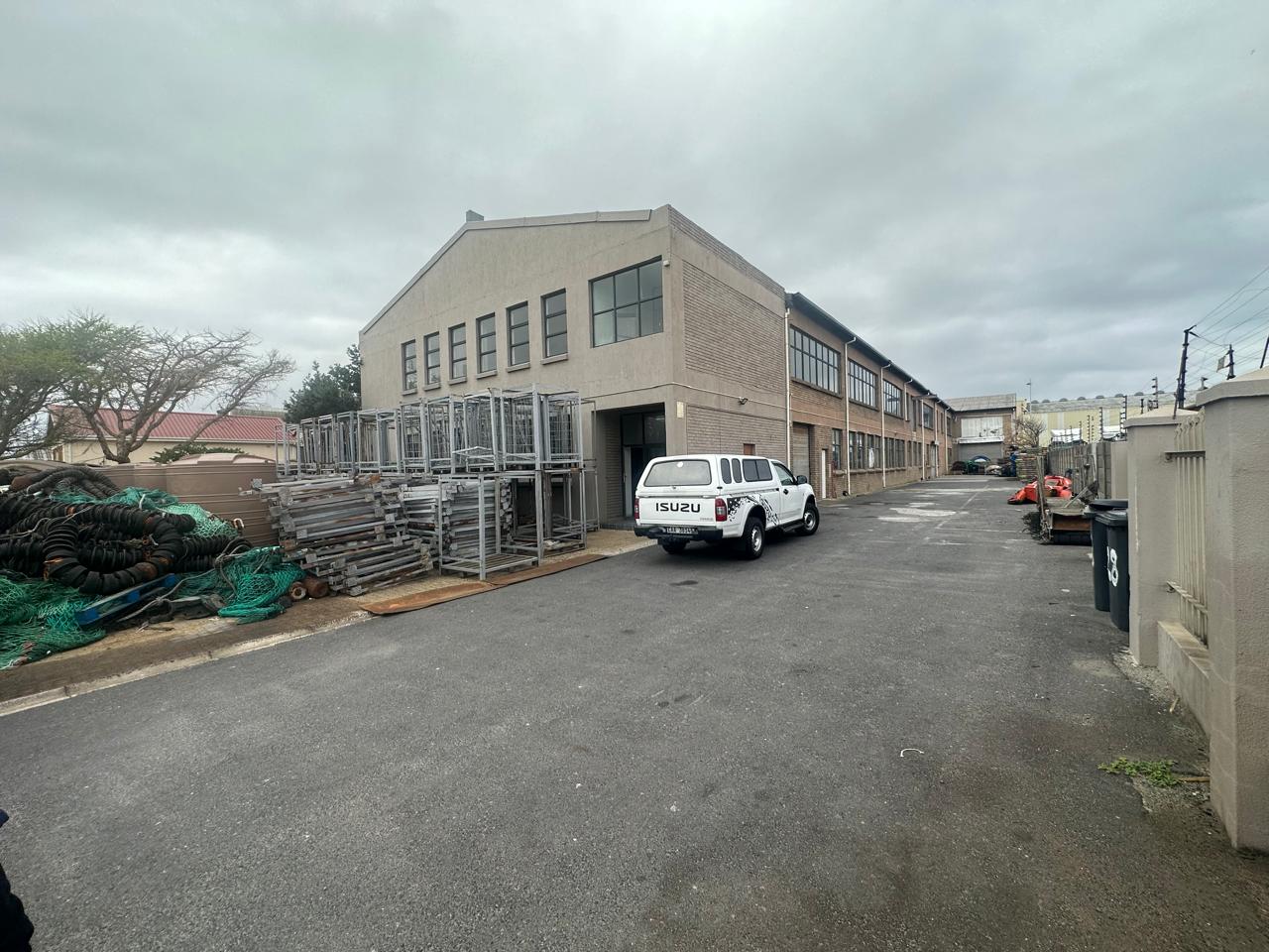 AUCKLAND STREET | WAREHOUSE TO RENT | PAARDEN EILAND | 2468SQM