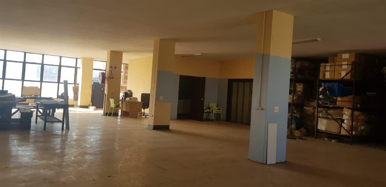 Mini unit to let, City and Surbabnan