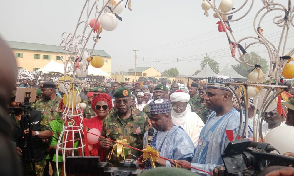Gov. Tambuwal lauds army over civil-military projects