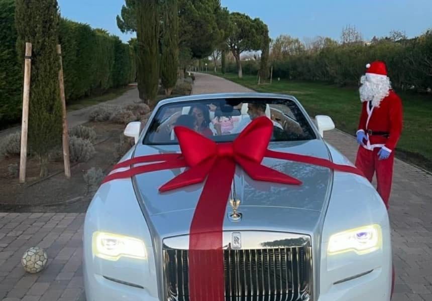 Ronaldo gets rolls royce from partner as christmas gift nigeria newspapers online