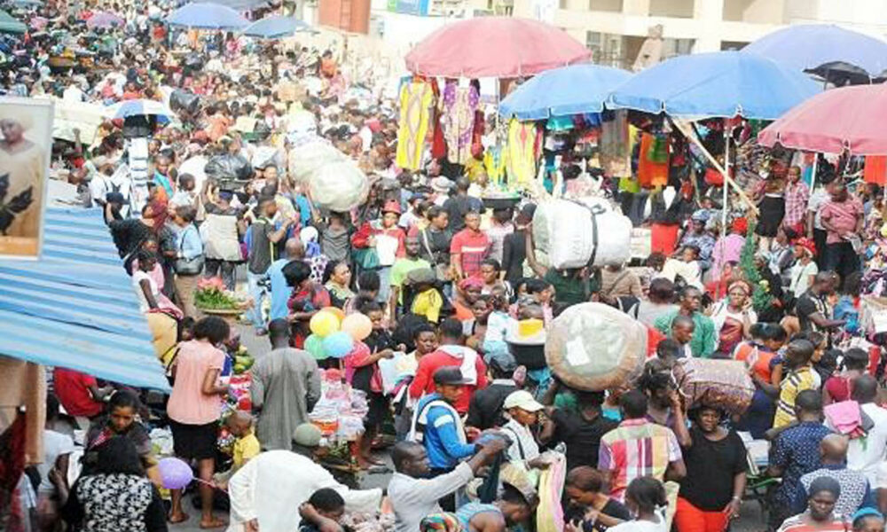 Kogi govt officials storm markets streets on need to accept old notes - nigeria newspapers online