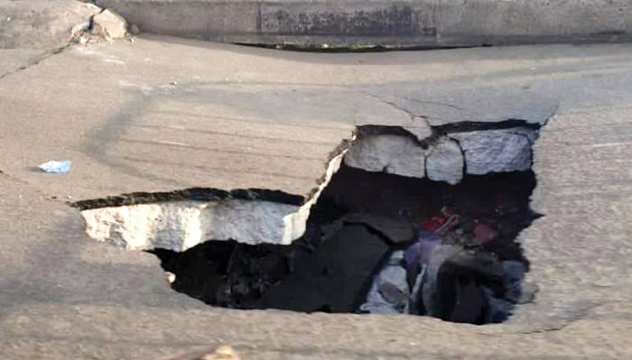Robbers on the rampage as lagos collapsed bridge causes gridlock - nigeria newspapers online