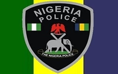 Police raid internet fraudsters hideout arrest eight - nigeria newspapers online