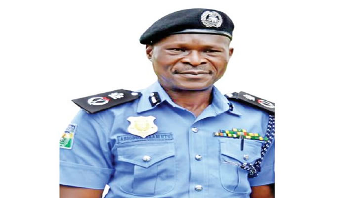 Police arrest five suspects recover two cars - nigeria newspapers online
