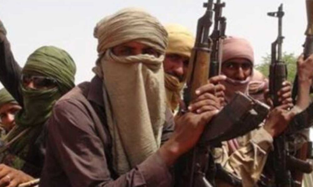 gunmen attack niger mining site kill security operatives abduct chinese workers x x