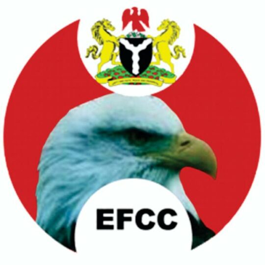 Efcc nabs two ex-bankers for allegedly stealing dead customers money - nigeria newspapers online