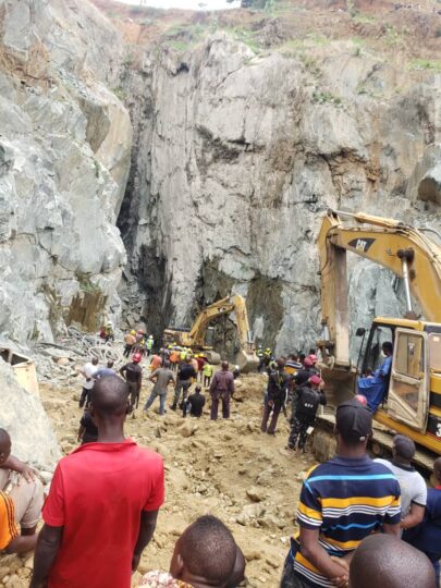 Fg mobilises responders to crashed mining site in niger - nigeria newspapers online