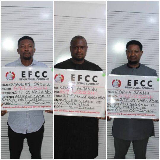 Efcc grabs 3 men spraying naira notes at asaba funeral ceremony - nigeria newspapers online