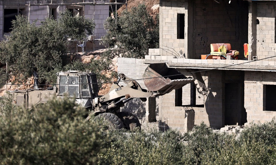 Palestinians say Israeli West Bank raid kills 3