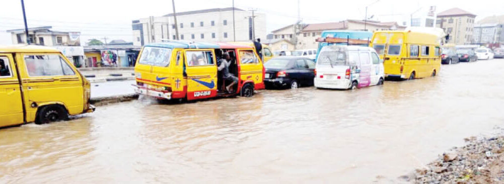 Fg puts 18 states fct on flood alert - nigeria newspapers online