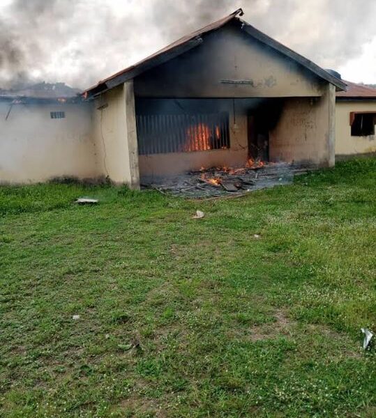 Aggrieved youths set inec office ablaze in benue - nigeria newspapers online