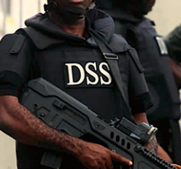Dss raids suspected terrorists residence in niger recovers arms dollars - nigeria newspapers online