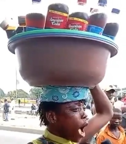 Viral video lagos school breaks silence on teacher turned hawker offers help - nigeria newspapers online