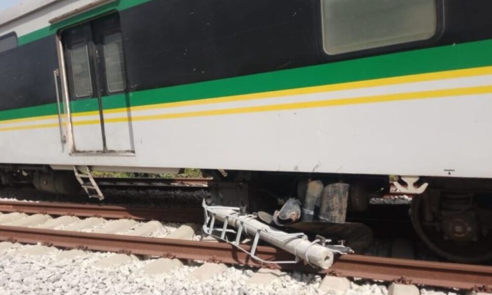 Train crushes man to death in lagos - nigeria newspapers online