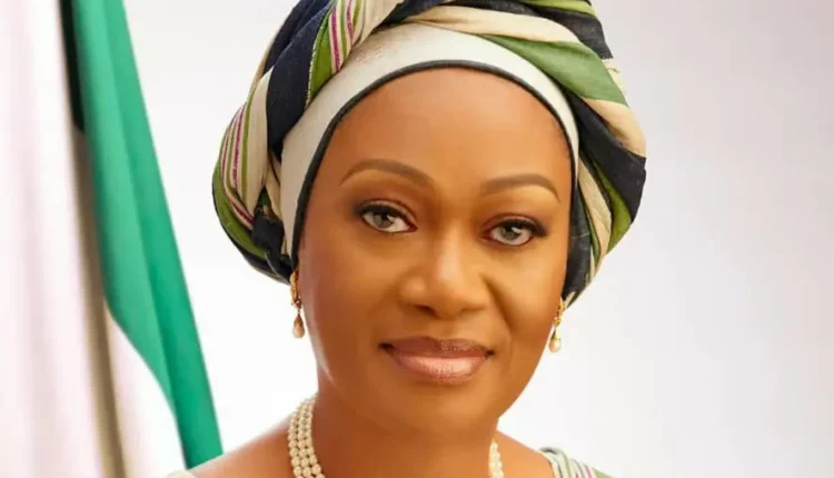 First lady remi tinubu unveils aso ebi for national celebrations independent newspaper nigeria - nigeria newspapers online