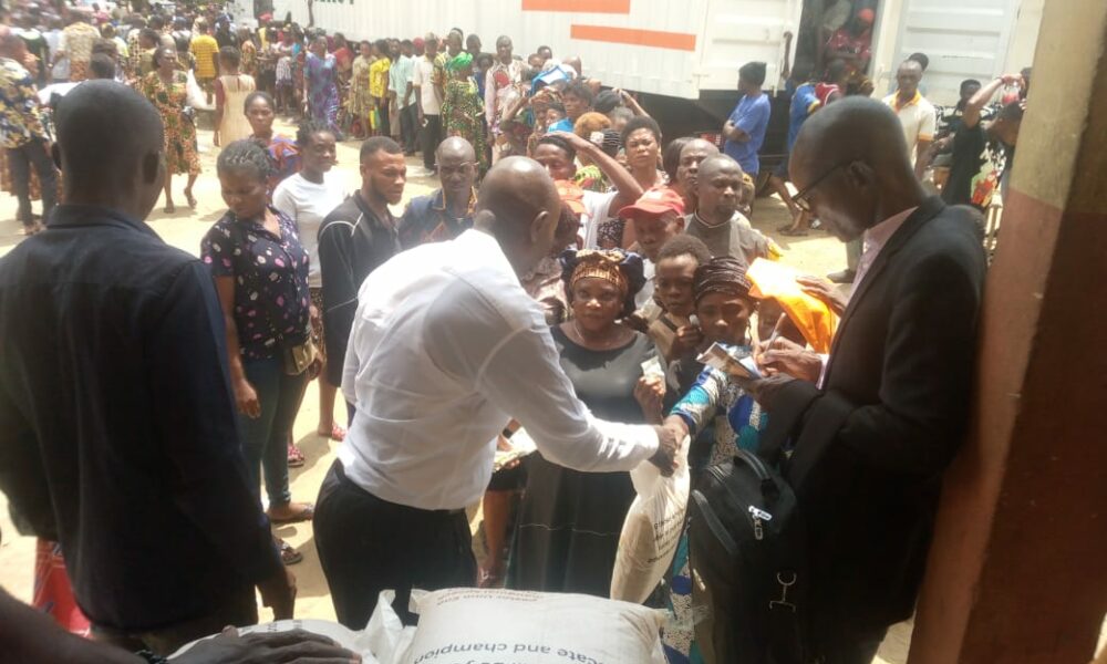 5000 vulnerable persons receive foodstuffs in aibom - nigeria newspapers online