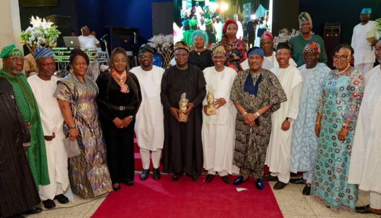 Osoba others pour encomium on segun aina adewale raji at odua investment farewell party independent newspaper nigeria - nigeria newspapers online