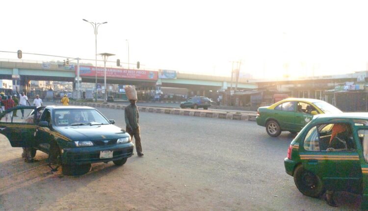 Passengers stranded in abeokuta as commercial cabs shun daybreak operations independent newspaper nigeria - nigeria newspapers online