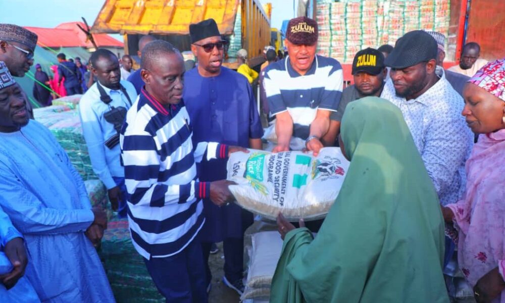 Photos zulum begins distribution of relief to borno flood victims - nigeria newspapers online