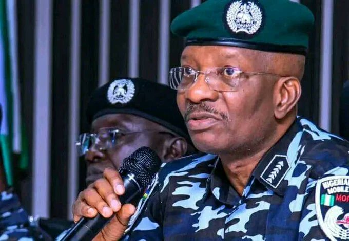 Igp withdraws policemen from rivers lg secretariats after 3-month siege - nigeria newspapers online