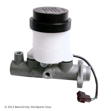 2000 Mitsubishi Montero Sport Brake Master Cylinder BA 072-8571