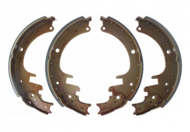 1996 GMC P3500 Drum Brake Shoe CE 111.04510