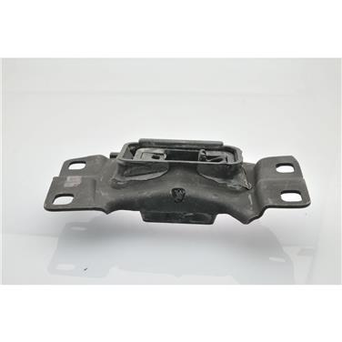 Engine Mount AM 9526