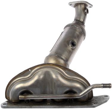 Exhaust Manifold with Integrated Catalytic Converter RB 674-702