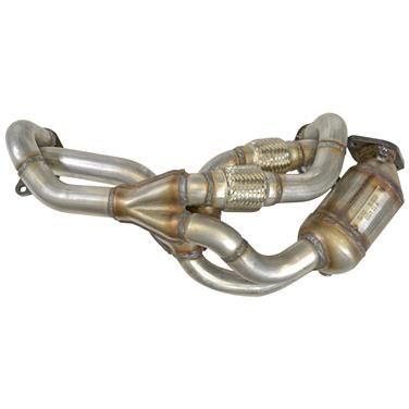 Exhaust Manifold with Integrated Catalytic Converter EA 40926