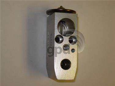 2001 Kia Rio A/C Expansion Valve GP 3411355