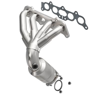 1998 Toyota Camry Exhaust Manifold with Integrated Catalytic Converter MG 452016