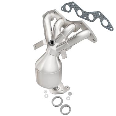 Exhaust Manifold with Integrated Catalytic Converter MG 50884