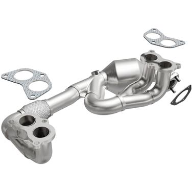 2006 Subaru Impreza Exhaust Manifold with Integrated Catalytic Converter MG 52305