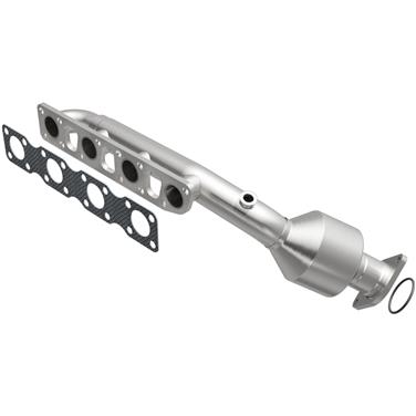 Exhaust Manifold with Integrated Catalytic Converter MG 52425