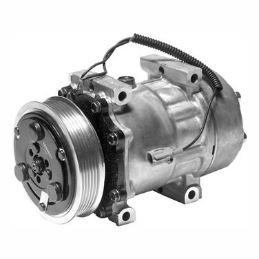 1998 Jeep Wrangler A/C Compressor and Clutch NP 471-7008