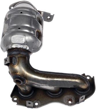 Exhaust Manifold with Integrated Catalytic Converter RB 674-965