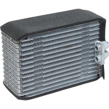 A/C Evaporator Core UC EV 4798746PFC