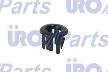 Door Lock Rod Grommet UR 51418408567