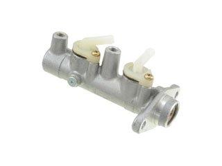 Brake Master Cylinder DB M390026