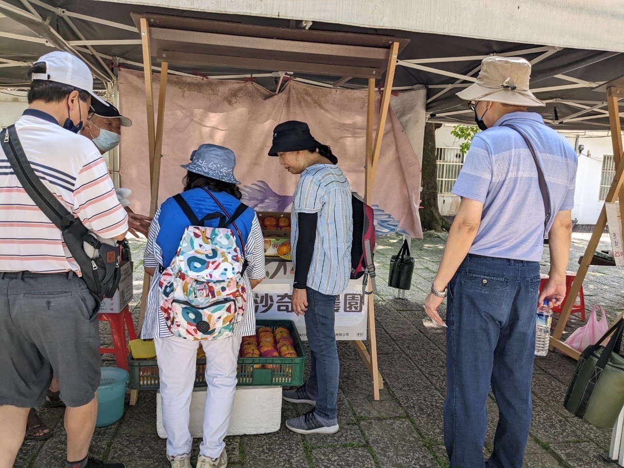 桃園復興Pyasan市集 拉拉山甜柿品質掛保證
