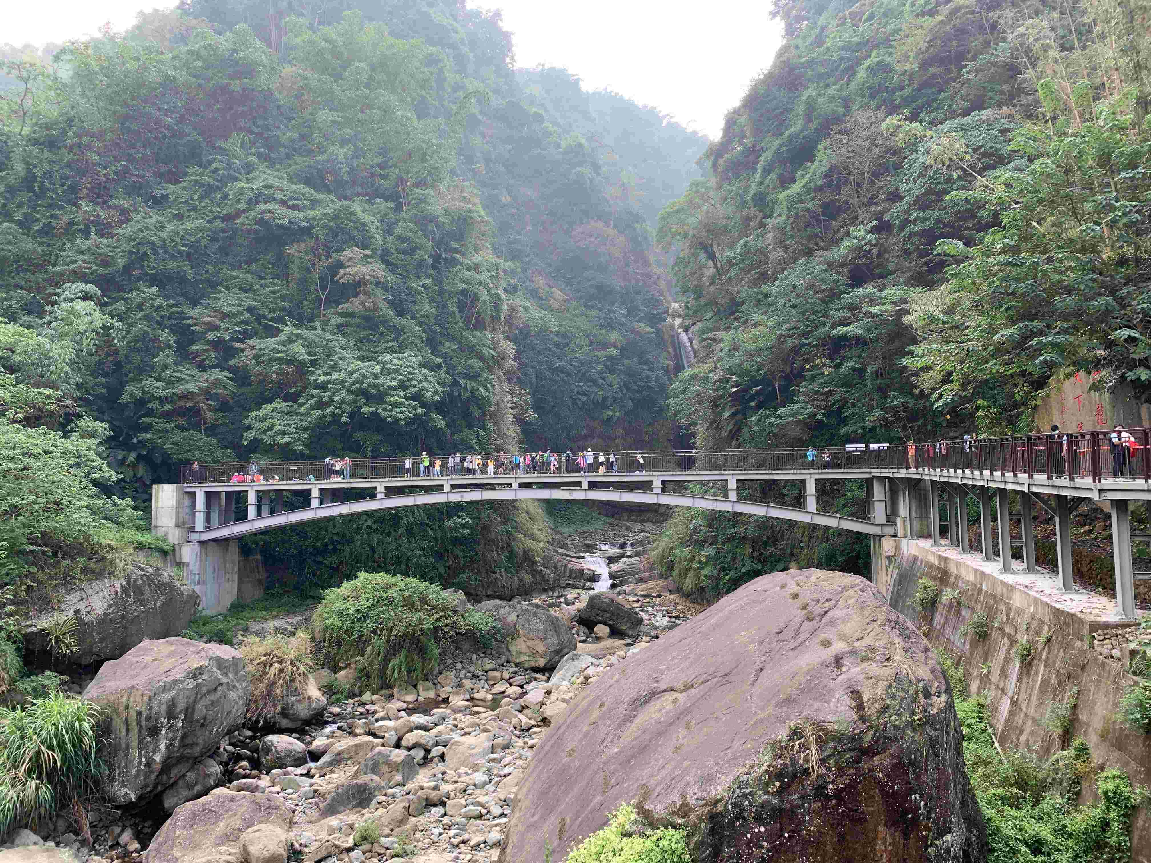 竹山瑞龍瀑布園區遊客創新高 友善環境全齡旅遊新首選