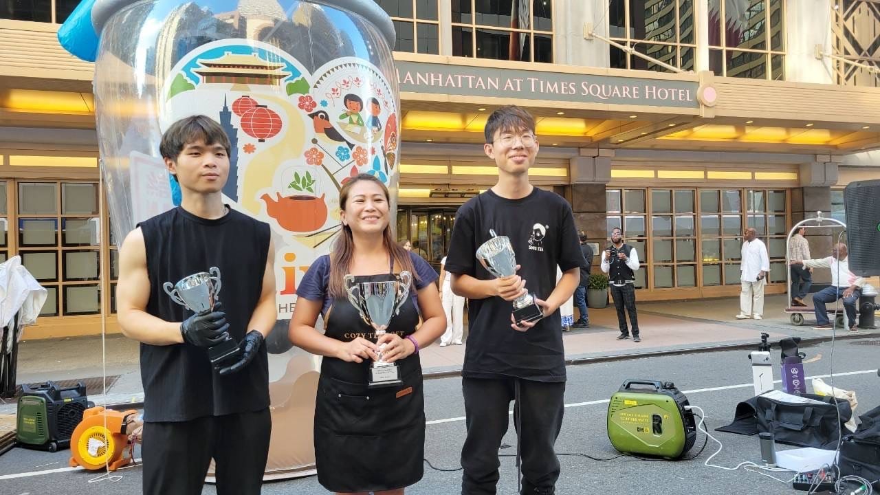 實至名歸台灣之光 紐約時報廣場珍奶比賽 Cozy Tea Loft奪冠