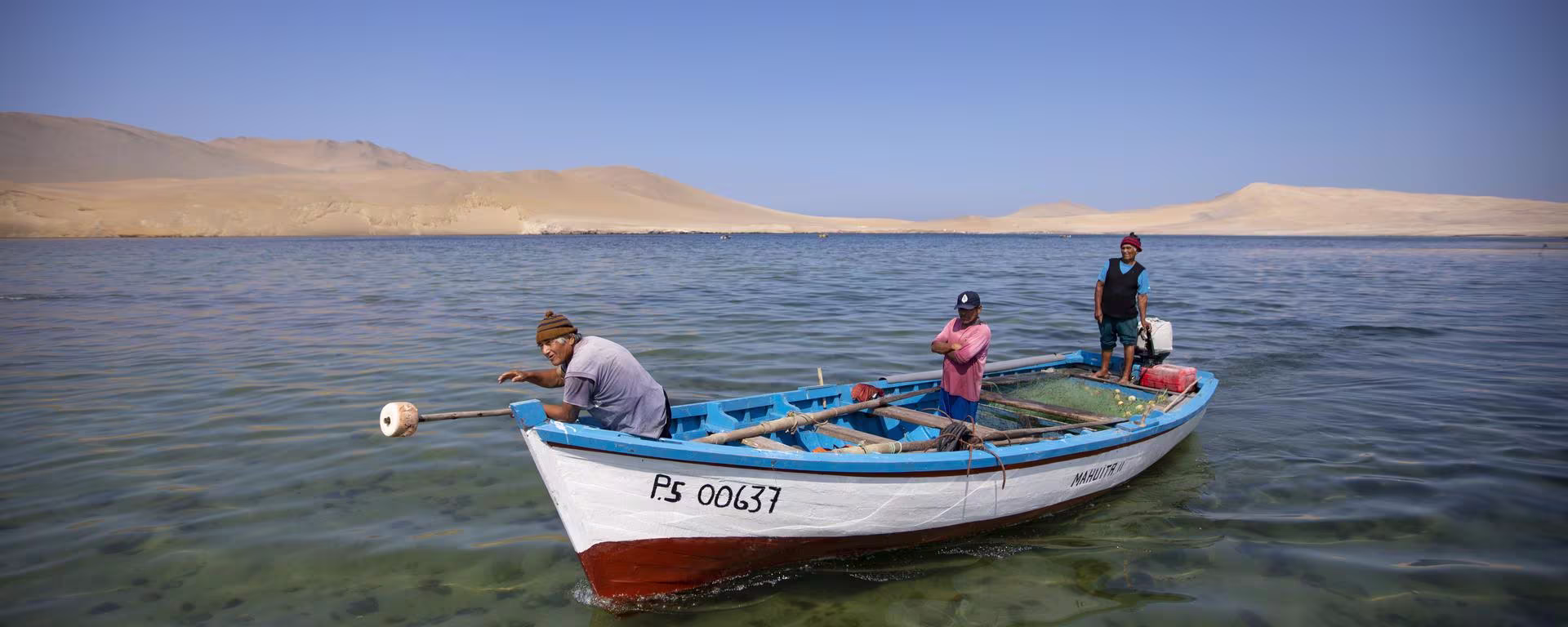 La lucha de sus guardianes por preservar la Reserva Nacional Paracas