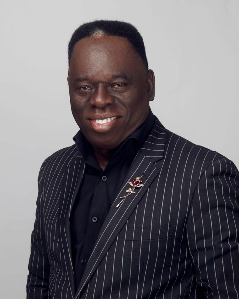 Dr Amos Fenwa