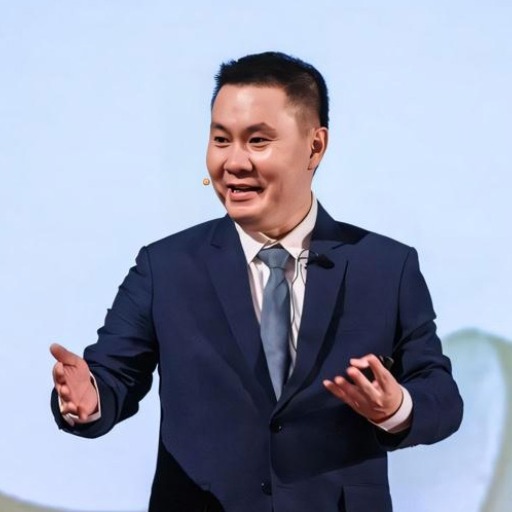 อ.เบนซ์ Thai AI Content Expert