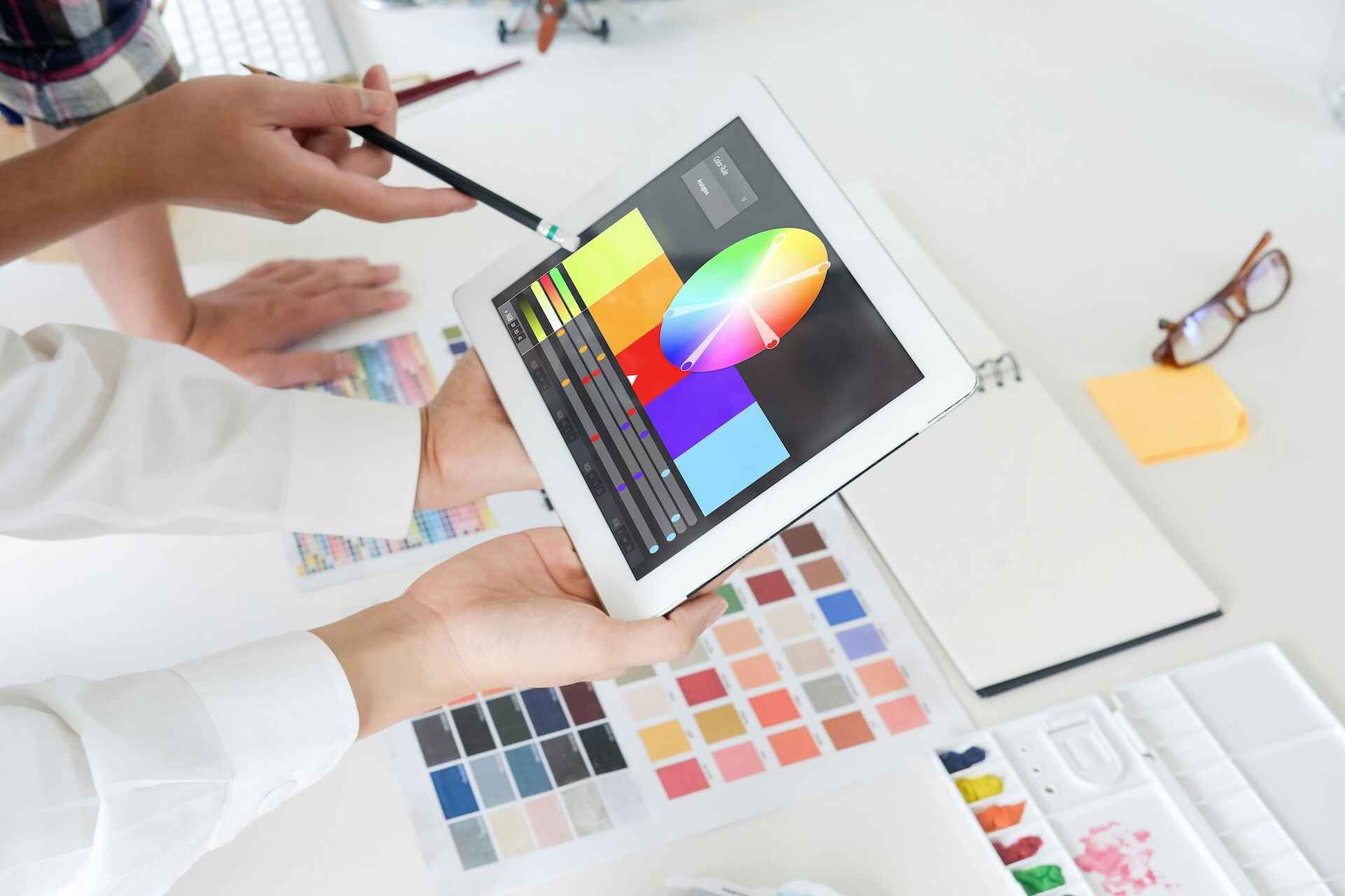 Oprogramowanie do rezerwacji usług projektowych