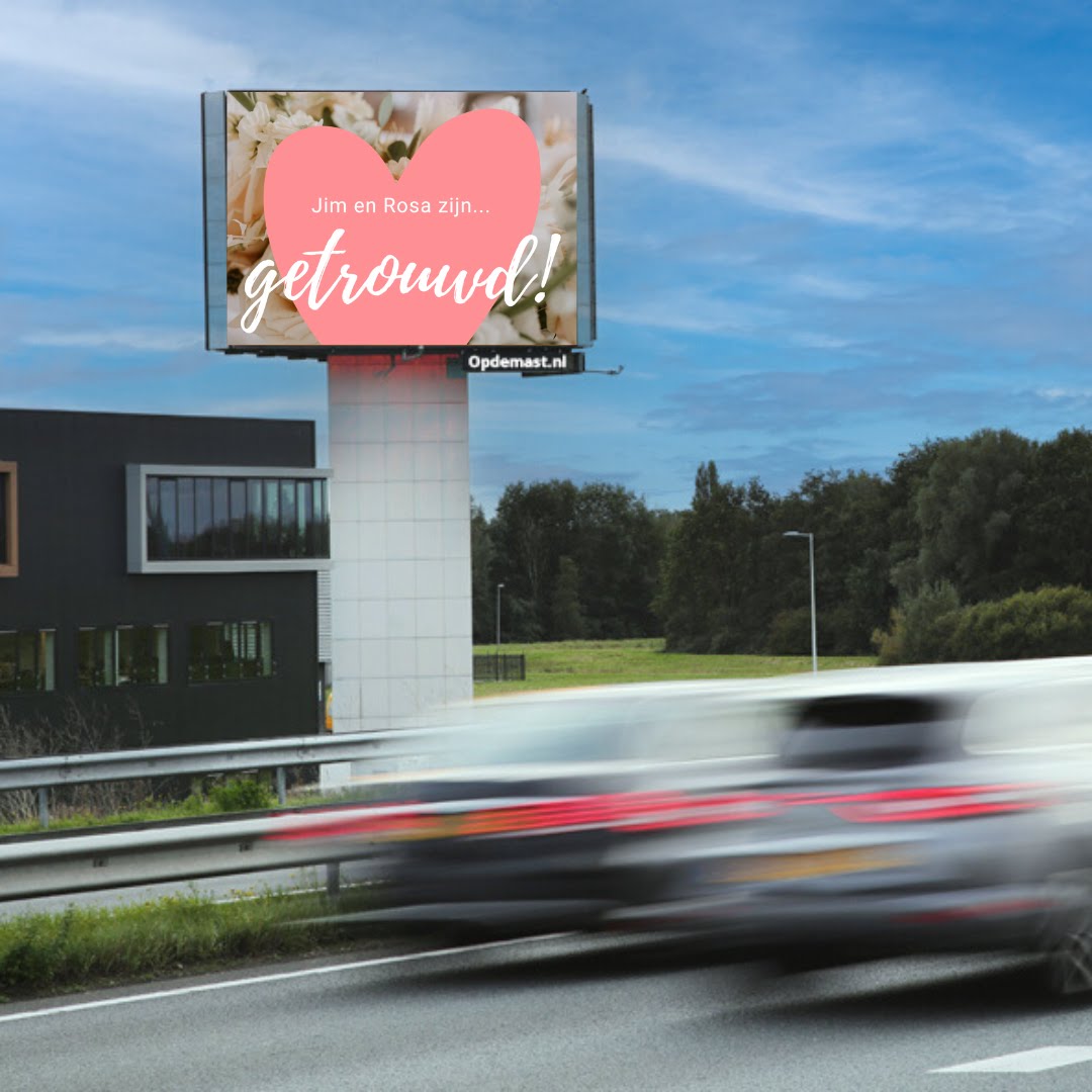 Digitale Reclamemasten gaan concurreren met Greetz en Hallmark 1 Post8getrouwdmast