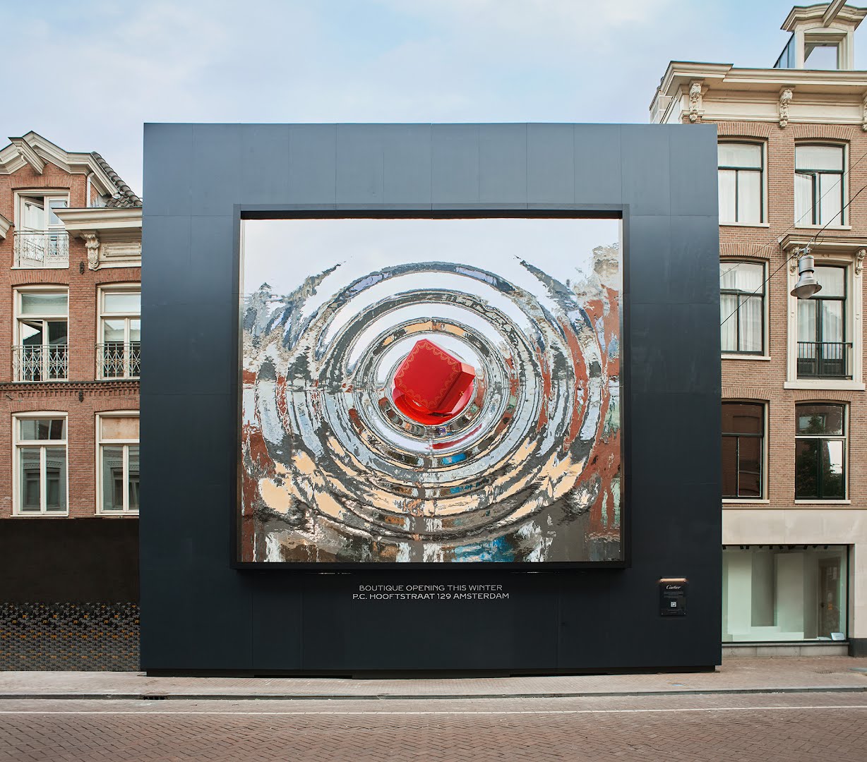 Cartier Opens Elegant Boutique in Amsterdam – Visual Merchandising and Store  Design